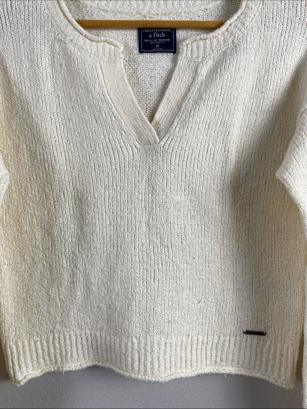 Abercrombie & Fitch Open Collar Roll Hem Long Sleeve Drop Shoulder Sweater - Picture 4 of 16